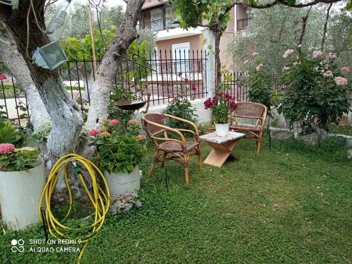 Appartement Bella-Caza à Nea Nea Makri Extérieur photo